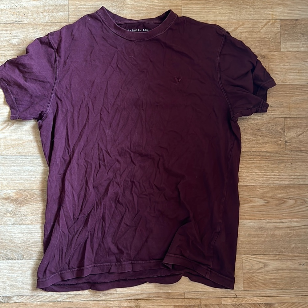 American Eagle Men’s T-shirt.